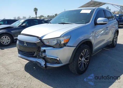 2016 Mitsubishi Outlander Sport 2.0 Es z USA, uszkodzony, nr VIN JA4AP3AU3GZ064438